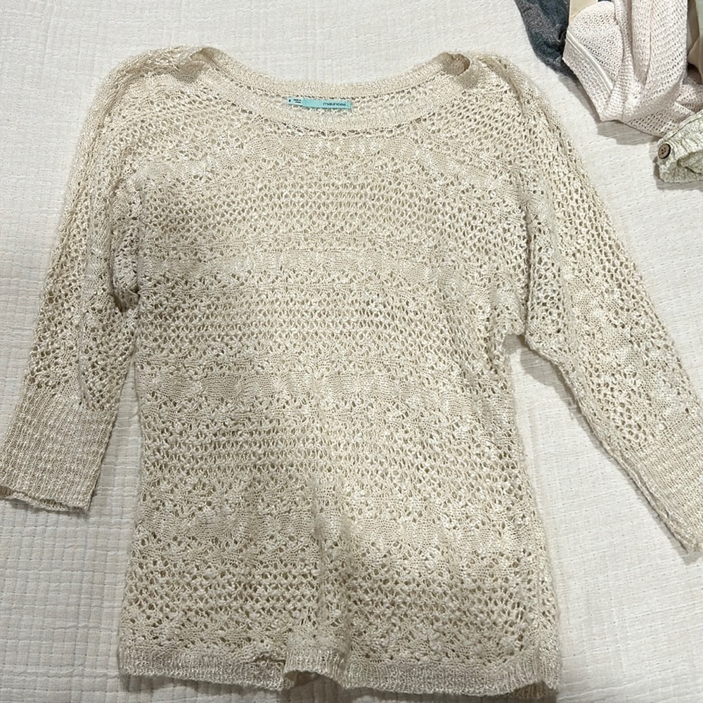 Women’s long sleeve blouse